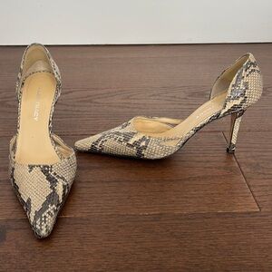 Ellen Tracy Snakeskin Pointed Toe D'Orsay Pumps in Beige and Black